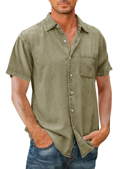 Camisa de manga corta para hombre de color sólido, estilo casual y ajuste entallado con cuello tipo solapa.